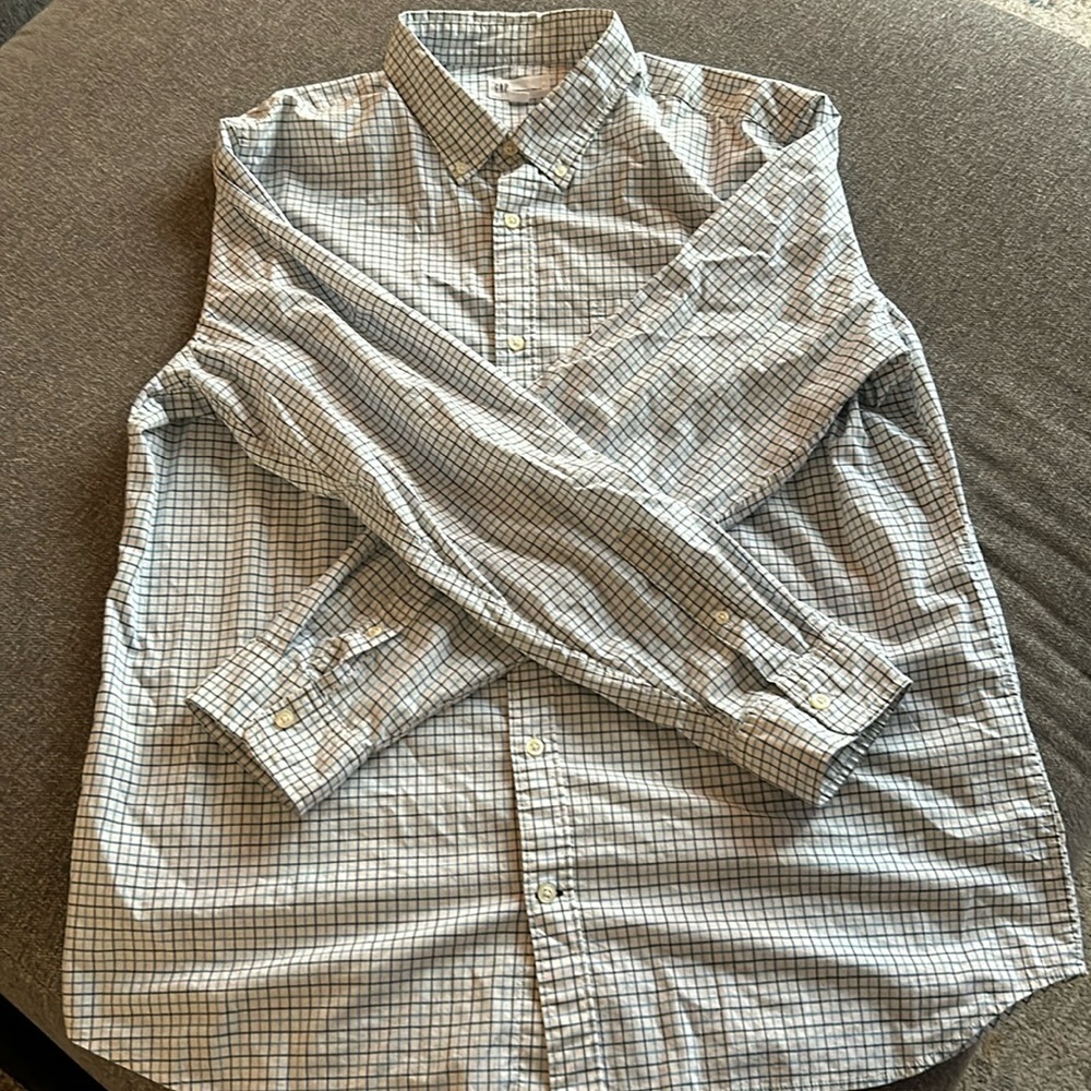 GAP button down shirt